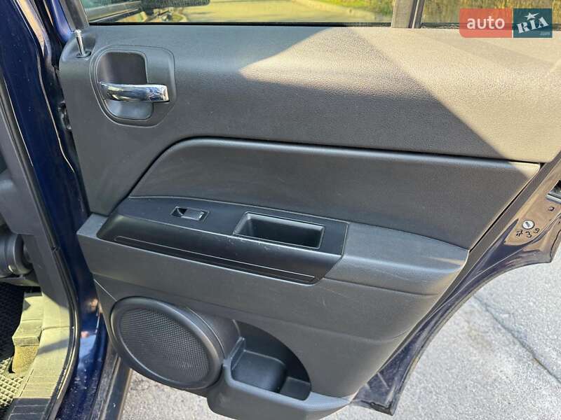 Позашляховик / Кросовер Jeep Patriot 2013 в Києві