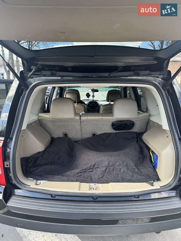 Позашляховик / Кросовер Jeep Patriot 2013 в Житомирі