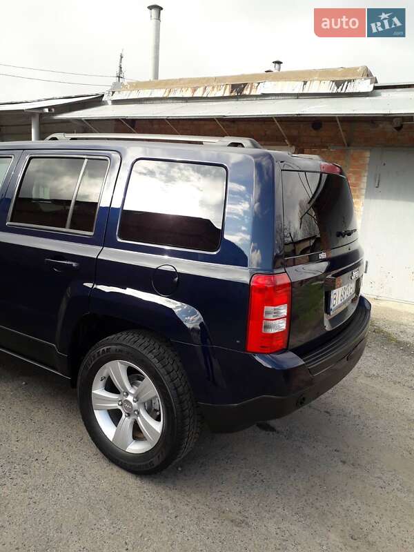 Позашляховик / Кросовер Jeep Patriot 2012 в Полтаві