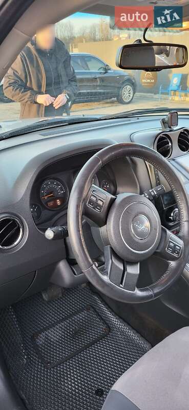 Внедорожник / Кроссовер Jeep Patriot 2013 в Львове