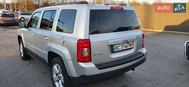 Внедорожник / Кроссовер Jeep Patriot 2013 в Львове