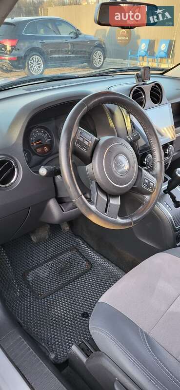 Внедорожник / Кроссовер Jeep Patriot 2013 в Львове
