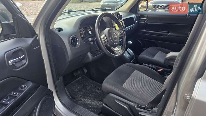 Позашляховик / Кросовер Jeep Patriot 2015 в Києві