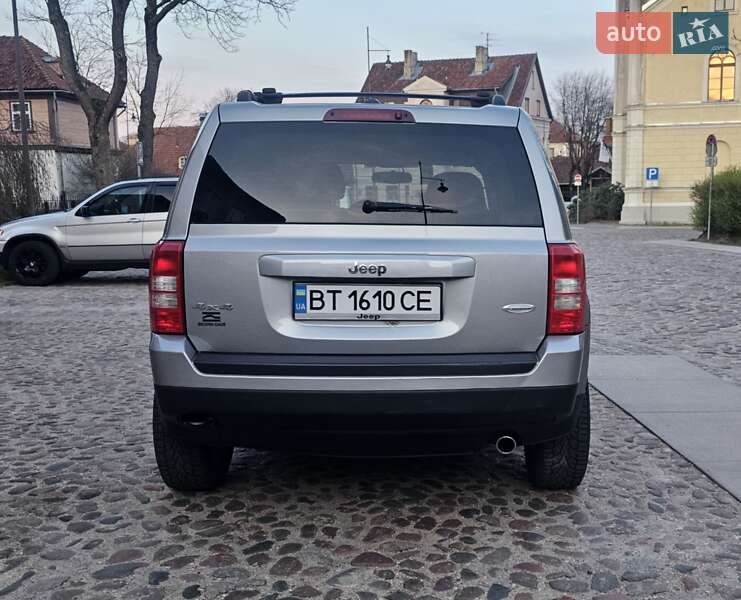 Позашляховик / Кросовер Jeep Patriot 2015 в Києві