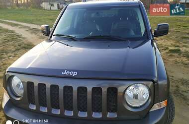 Внедорожник / Кроссовер Jeep Patriot 2015 в 