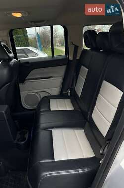 Внедорожник / Кроссовер Jeep Patriot 2007 в 
