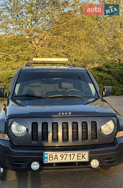 Внедорожник / Кроссовер Jeep Patriot 2013 в 