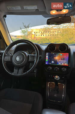 Внедорожник / Кроссовер Jeep Patriot 2013 в 
