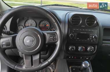Позашляховик / Кросовер Jeep Patriot 2013 в 