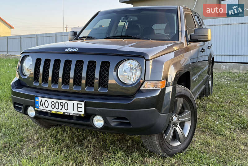 Внедорожник / Кроссовер Jeep Patriot 2015 в 