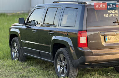 Внедорожник / Кроссовер Jeep Patriot 2015 в 