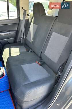 Позашляховик / Кросовер Jeep Patriot 2012 в 
