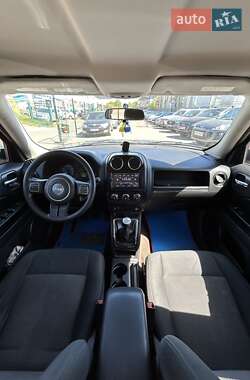 Позашляховик / Кросовер Jeep Patriot 2012 в 