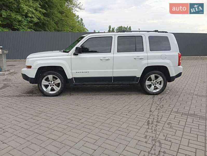 Позашляховик / Кросовер Jeep Patriot 2014 в Хмельницькому