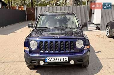 Внедорожник / Кроссовер Jeep Patriot 2014 в 