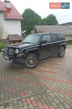 Внедорожник / Кроссовер Jeep Patriot 2014 в 
