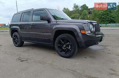 Позашляховик / Кросовер Jeep Patriot 2016 в 