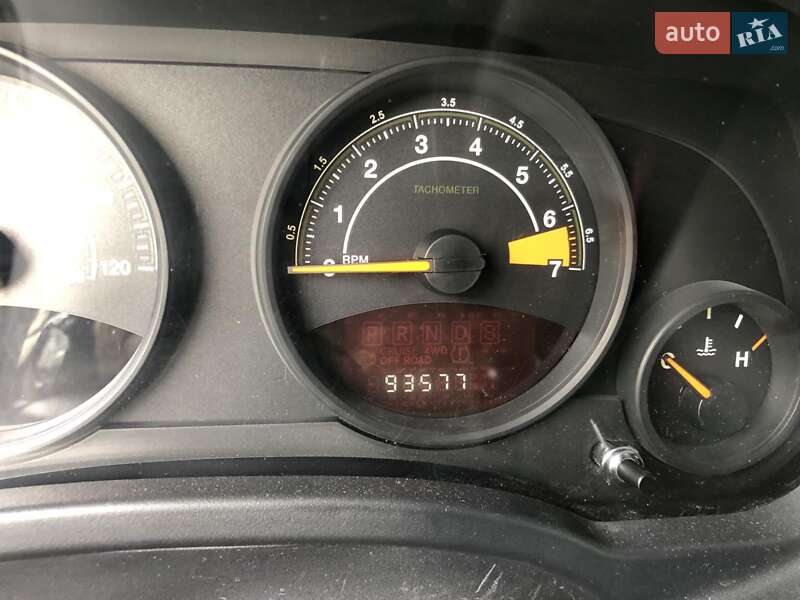 Позашляховик / Кросовер Jeep Patriot 2013 в Львові фото 14 Позашляховик / Кросовер Jeep Patriot 2013 в Львові