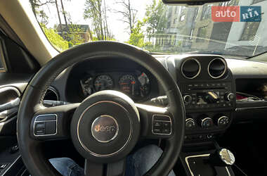 Позашляховик / Кросовер Jeep Patriot 2014 в 