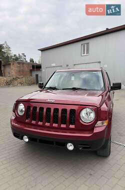 Позашляховик / Кросовер Jeep Patriot 2015 в 