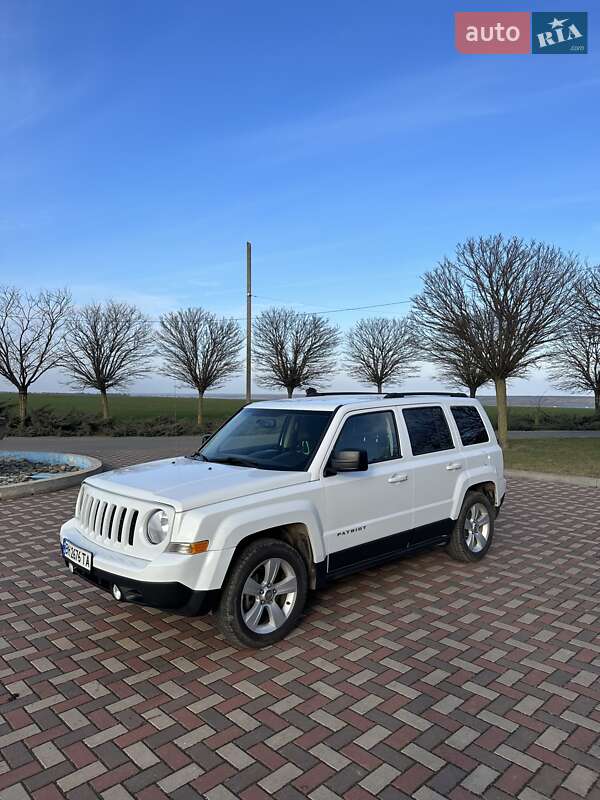 Позашляховик / Кросовер Jeep Patriot 2016 в Татарбунарах