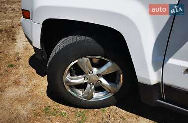 Позашляховик / Кросовер Jeep Patriot 2015 в 