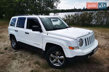 Позашляховик / Кросовер Jeep Patriot 2015 в 