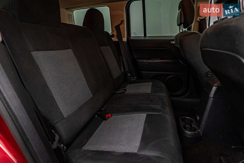 Внедорожник / Кроссовер Jeep Patriot 2014 в Киеве