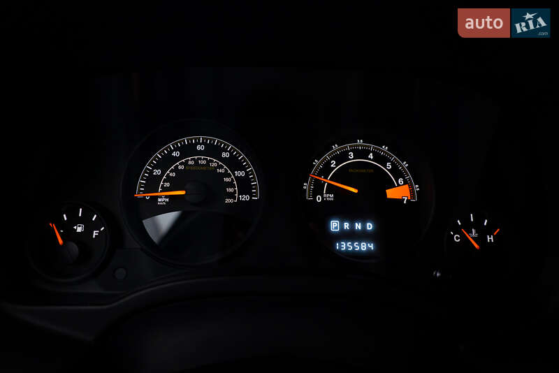 Внедорожник / Кроссовер Jeep Patriot 2014 в Киеве
