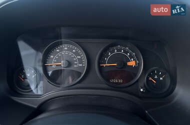 Позашляховик / Кросовер Jeep Patriot 2014 в 