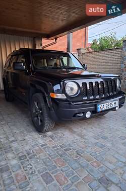 Позашляховик / Кросовер Jeep Patriot 2016 в Києві