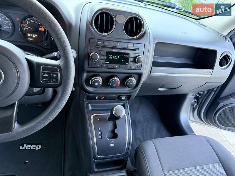 Позашляховик / Кросовер Jeep Patriot 2016 в Делятині