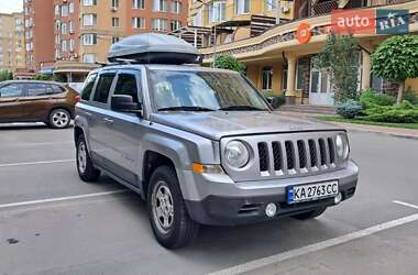 Внедорожник / Кроссовер Jeep Patriot 2015 в Киеве