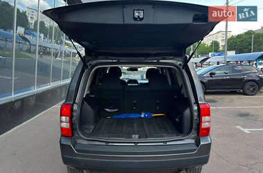 Внедорожник / Кроссовер Jeep Patriot 2016 в 