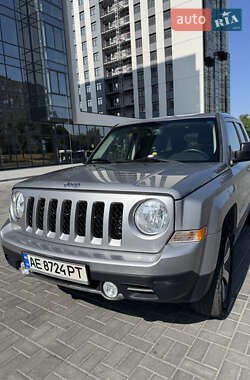 Внедорожник / Кроссовер Jeep Patriot 2016 в Днепре