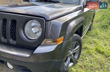 Внедорожник / Кроссовер Jeep Patriot 2016 в Дубно