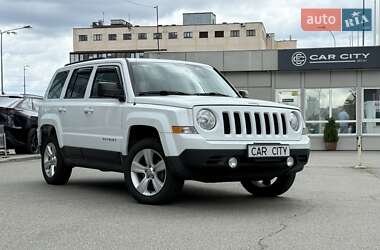 Позашляховик / Кросовер Jeep Patriot 2014 в Києві
