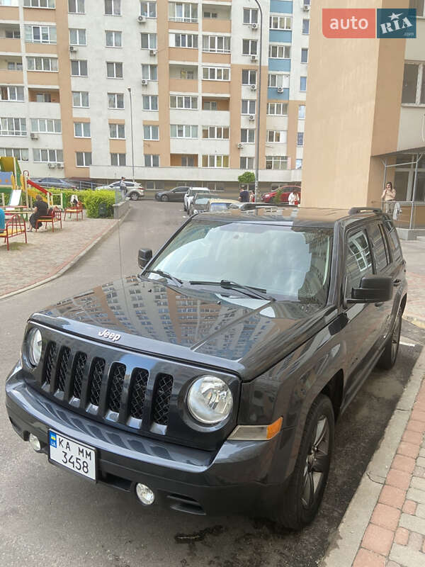 Внедорожник / Кроссовер Jeep Patriot 2014 в Киеве