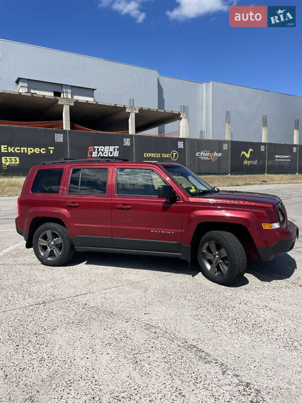 Позашляховик / Кросовер Jeep Patriot 2014 в Києві