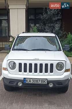 Позашляховик / Кросовер Jeep Patriot 2016 в Києві