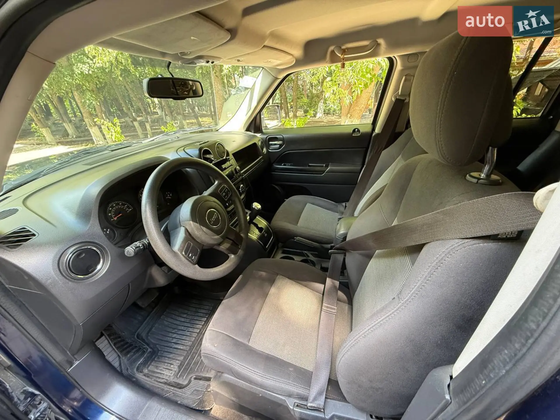 2015 Jeep Liberty (Patriot) - мініатюра 10
