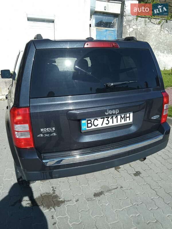 Позашляховик / Кросовер Jeep Patriot 2015 в Львові