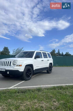 Внедорожник / Кроссовер Jeep Patriot 2013 в Ивано-Франковске