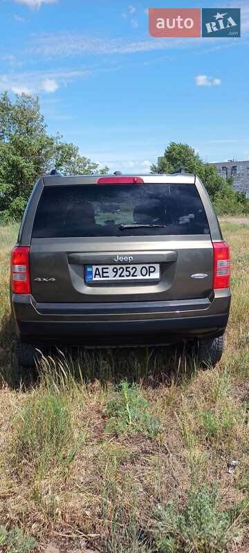 Внедорожник / Кроссовер Jeep Patriot 2015 в Днепре