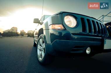 Внедорожник / Кроссовер Jeep Patriot 2015 в Харькове