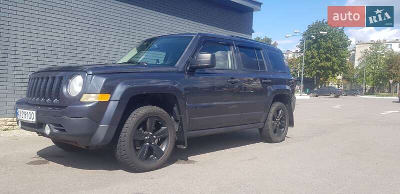 Позашляховик / Кросовер Jeep Patriot 2015 в Харкові