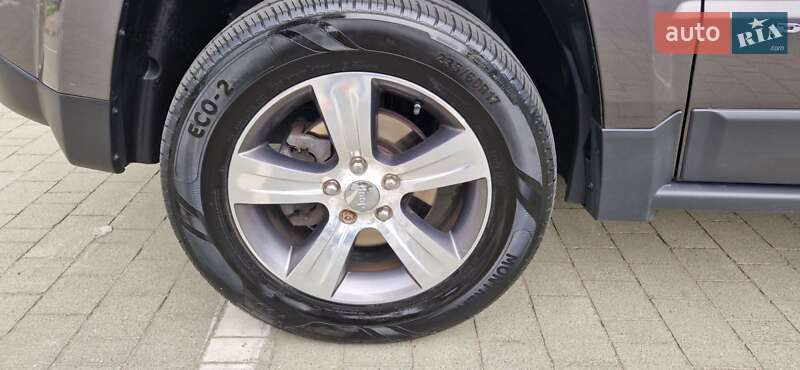 Внедорожник / Кроссовер Jeep Patriot 2016 в Хмельницком