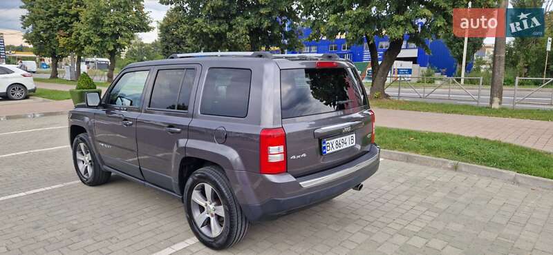 Внедорожник / Кроссовер Jeep Patriot 2016 в Хмельницком