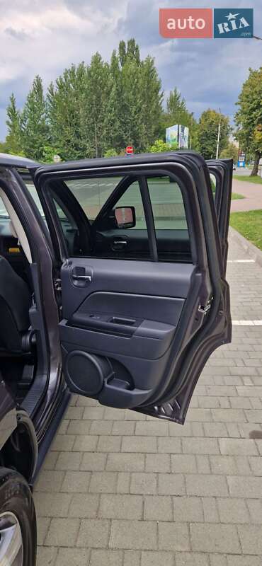 Внедорожник / Кроссовер Jeep Patriot 2016 в Хмельницком