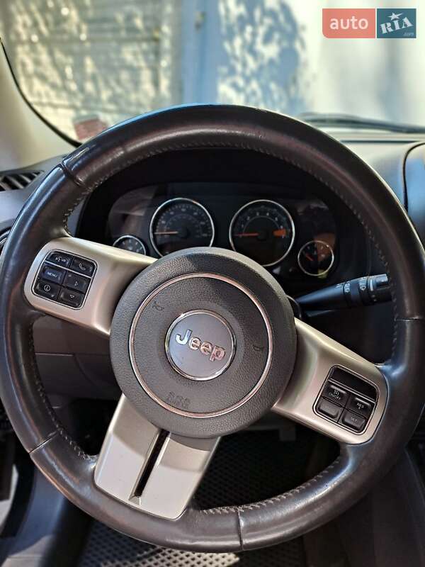 Позашляховик / Кросовер Jeep Patriot 2014 в Харкові